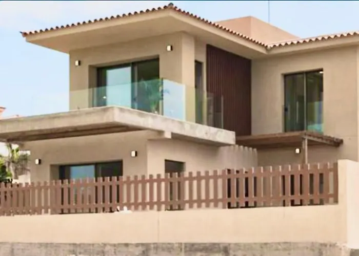 Golf Tenerife South XX Wheel Accessible Shower XX Free Wifi XX Private Pool 30 Degrees XX Two Terraces 30M2X60M2 Xxfree Parking XX Mountain View XX Flatscreen 65 Inch XX